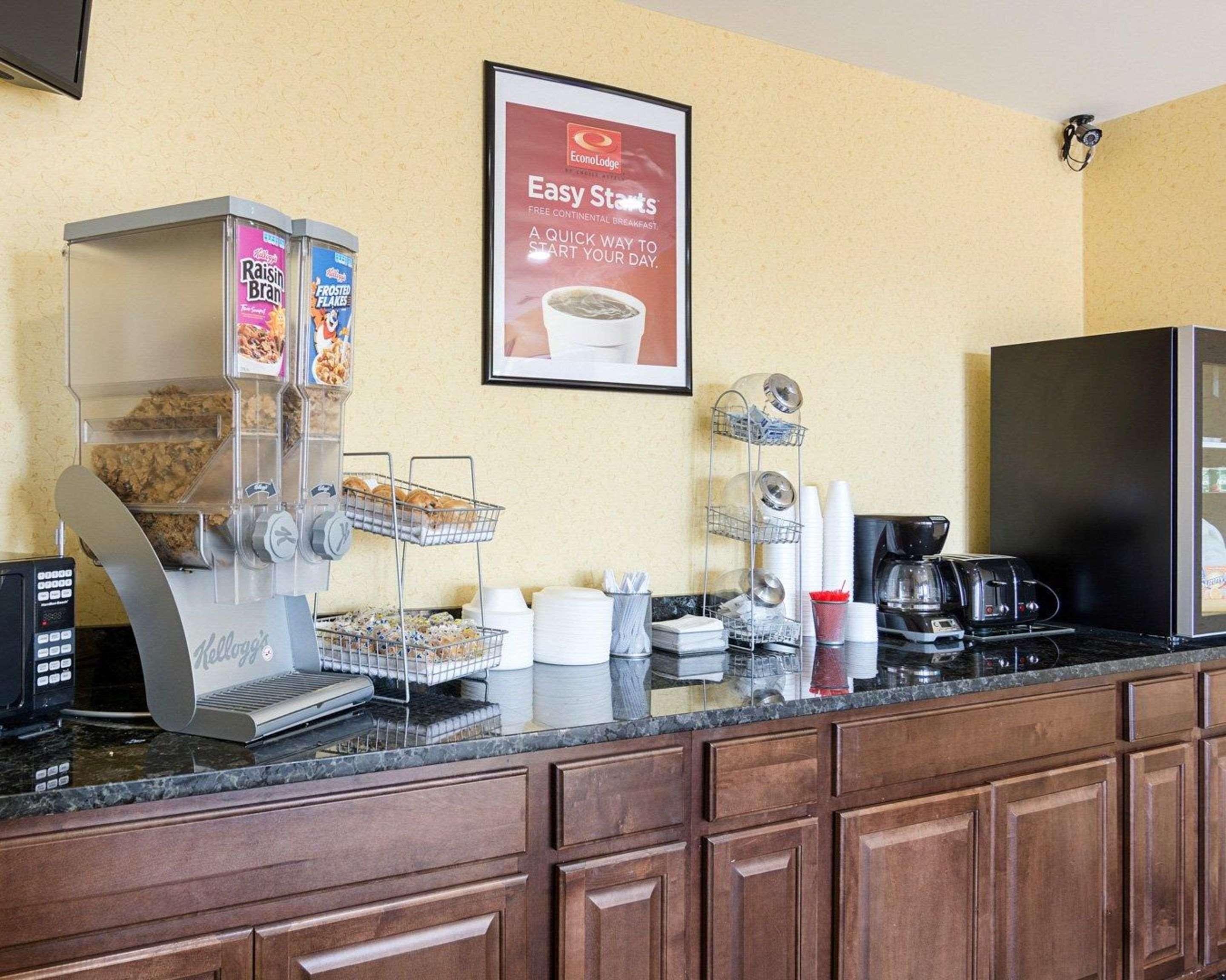 Lodge Econo Near I-95 Fredericksburg