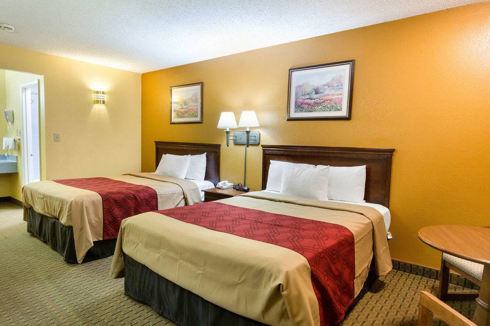 Lodge Econo Near I-95 Fredericksburg