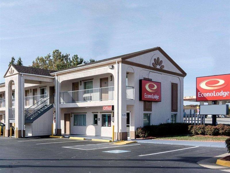 Econo Near I-95 Lodge *